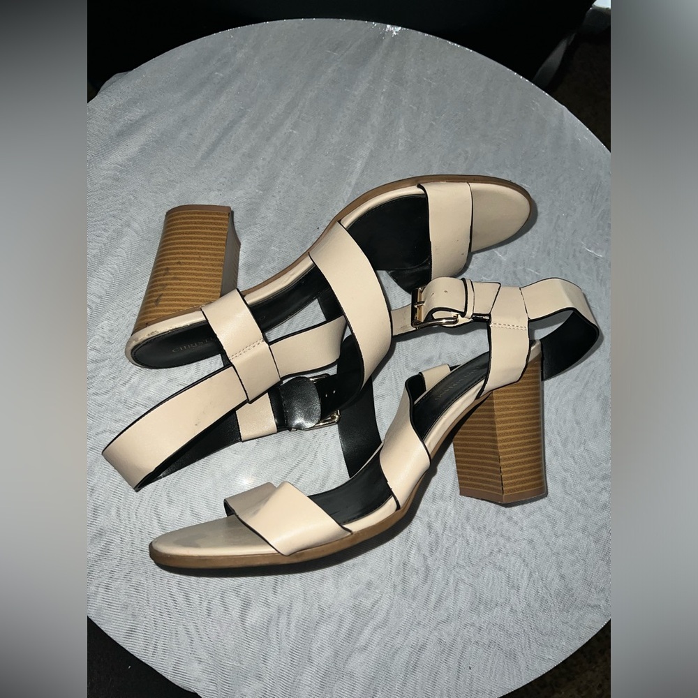 Christian Siriano Beige Strappy Sandals - Picture 3 of 7